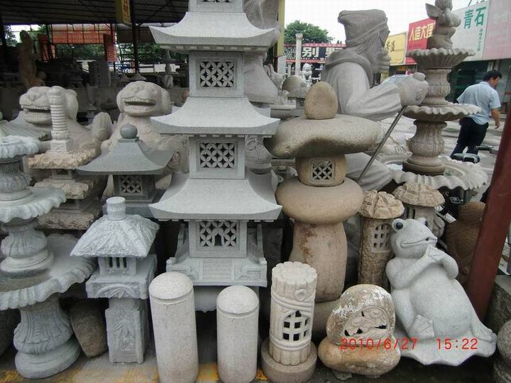 Stone carving and sculpture