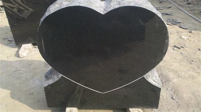 Heart shape black tombstone